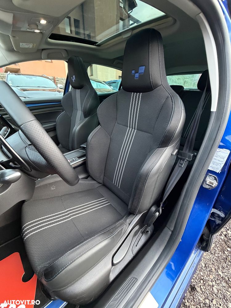 Renault Megane ENERGY TCe 205 EDC GT - 24