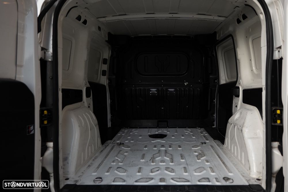 Opel Combo - 13