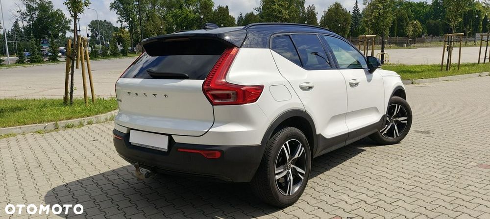 Volvo XC 40 - 4