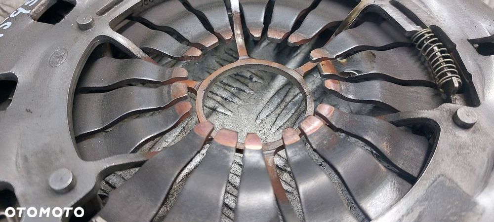KOŁO DWUMASOWE + TARCZA + DOCISK + ŁOŻYSKO OPOROWE BMW E46 318i BMW N46 - 6
