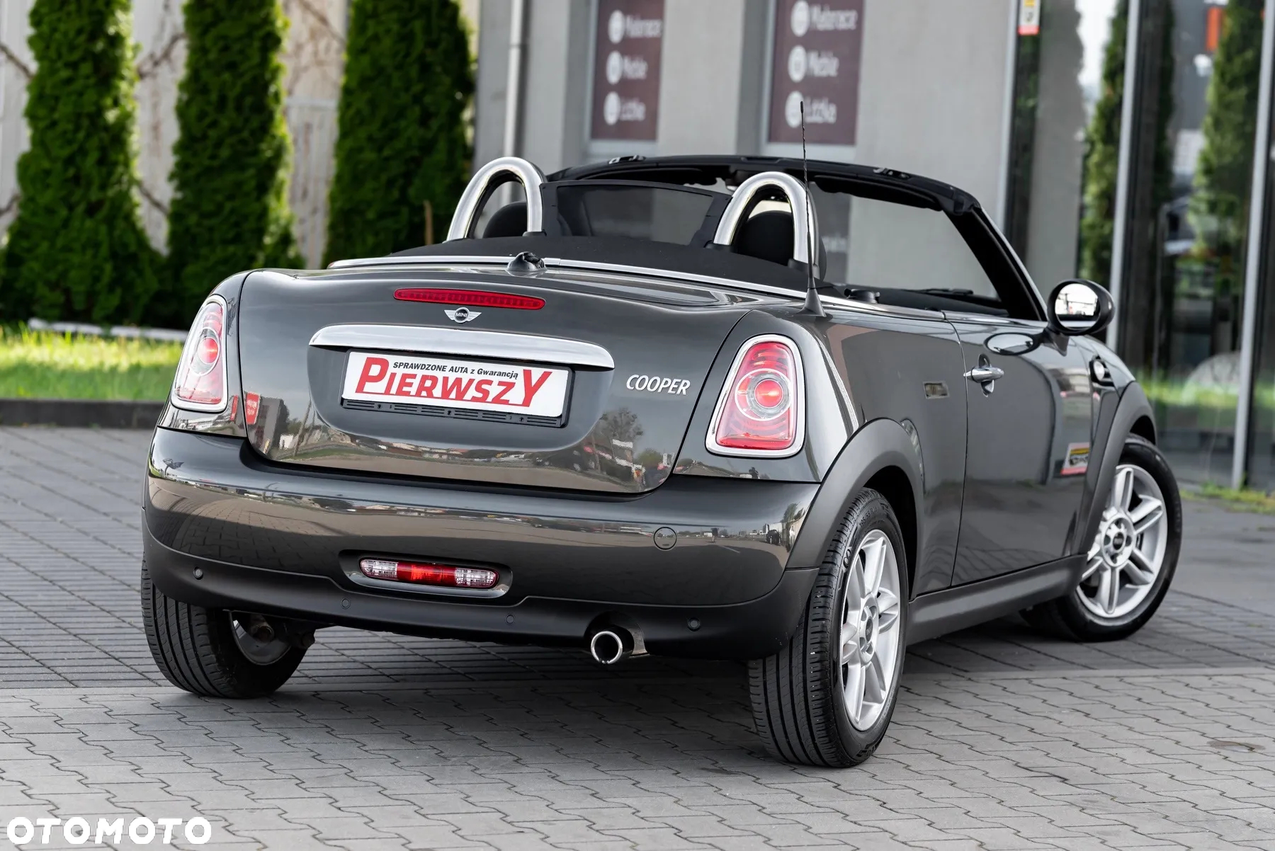 MINI Cooper Cabrio - 8