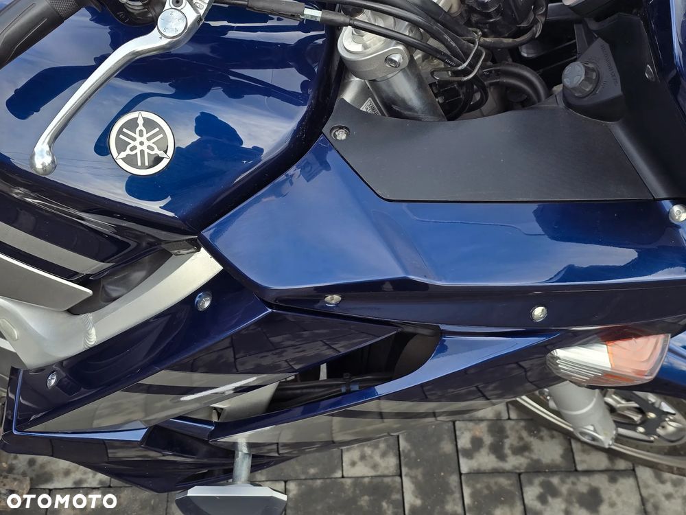 Yamaha FJR - 26