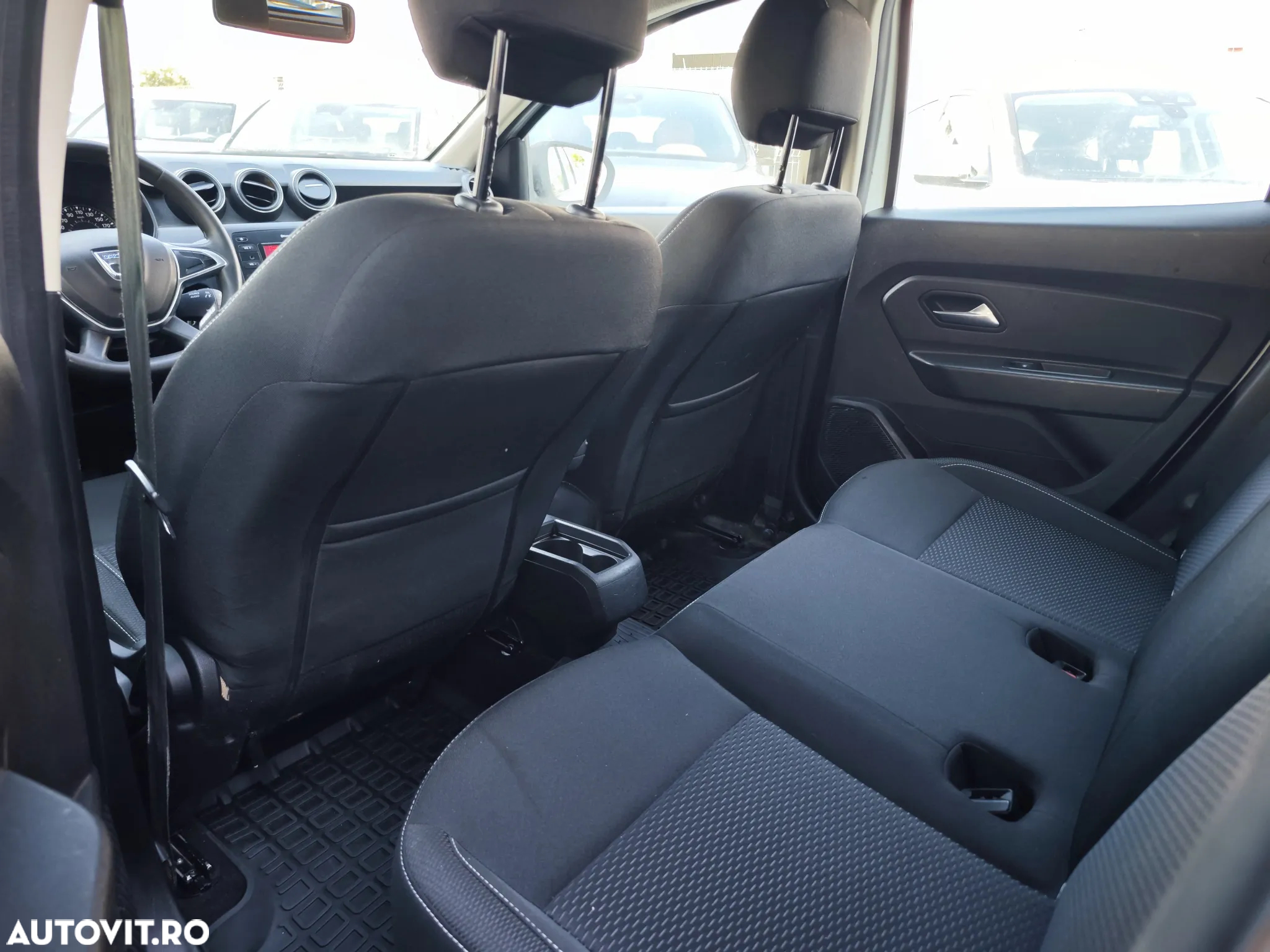 Dacia Duster 1.5 Blue dCi 4WD Comfort - 10