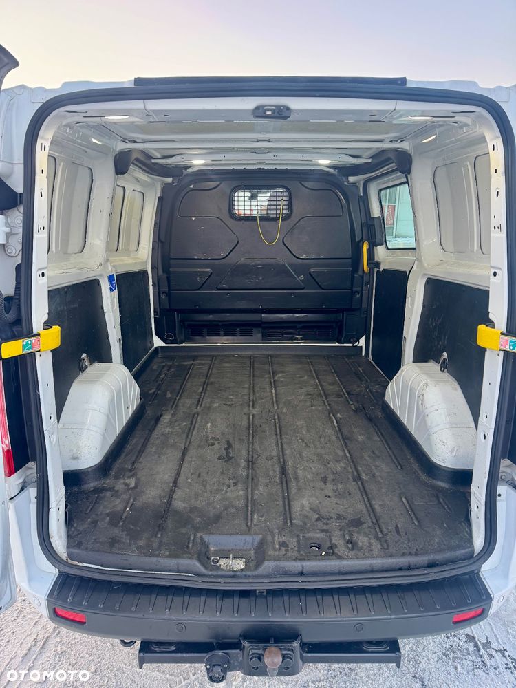 Ford Transit Custom - 12