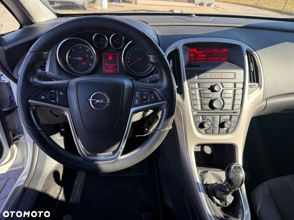 Opel Astra 1.7 CDTI DPF 150 Jahre - 16