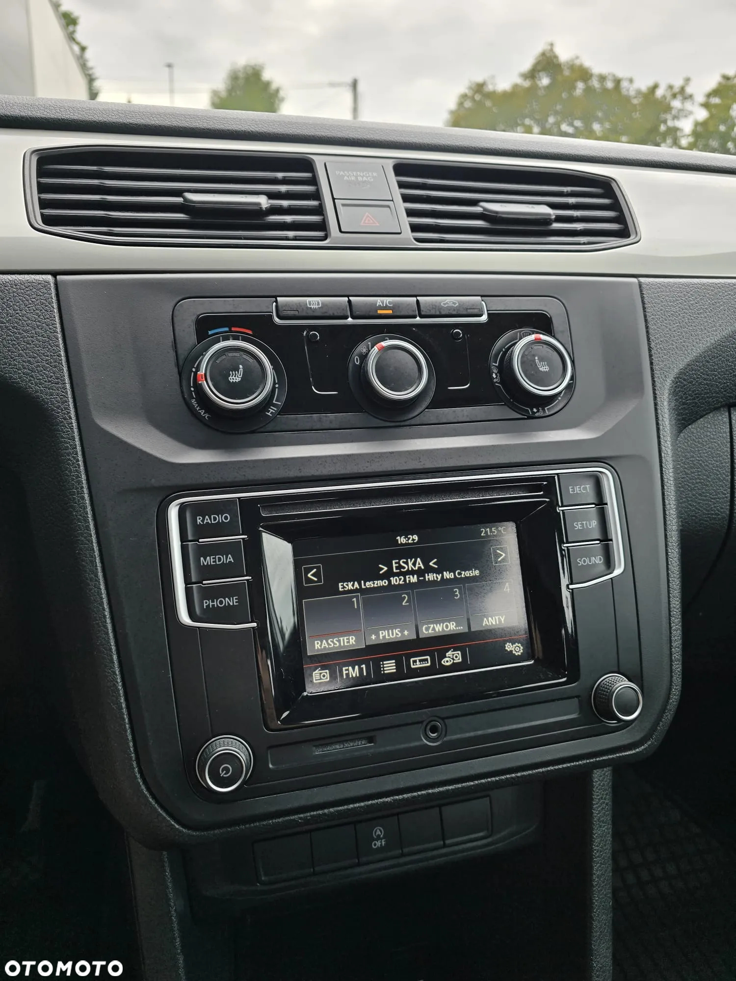 Volkswagen Caddy 2.0 TDI Comfortline - 11