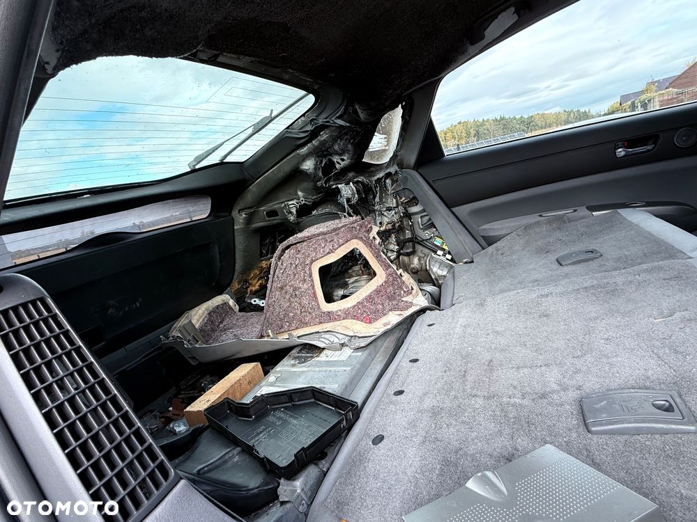 Toyota Prius (Hybrid) Executive - 15