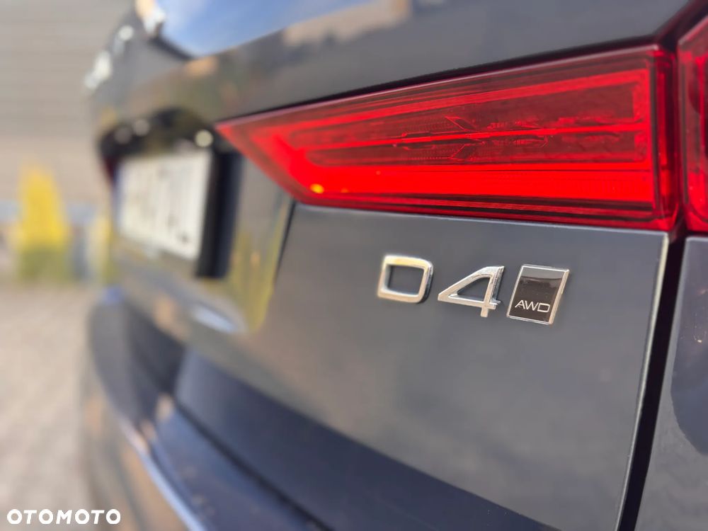 Volvo XC 60 D4 AWD Momentum - 8