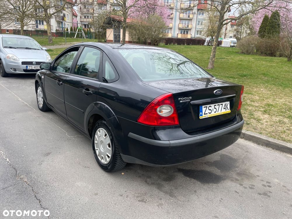 Ford Focus - 4