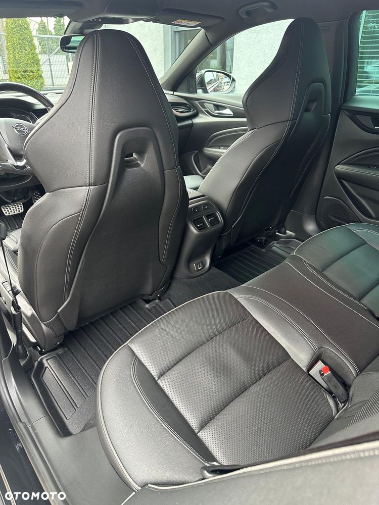 Opel Insignia 2.0 CDTI 4x4 GSi S&S - 18