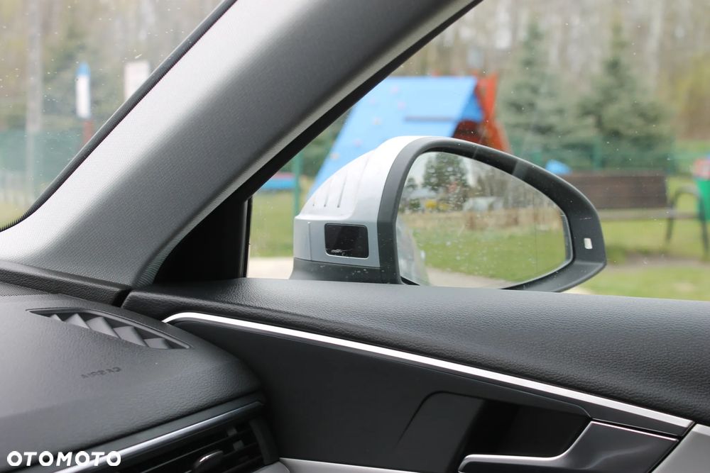 Audi A4 Avant 45 TFSI mHEV Quattro Advanced S tronic - 30