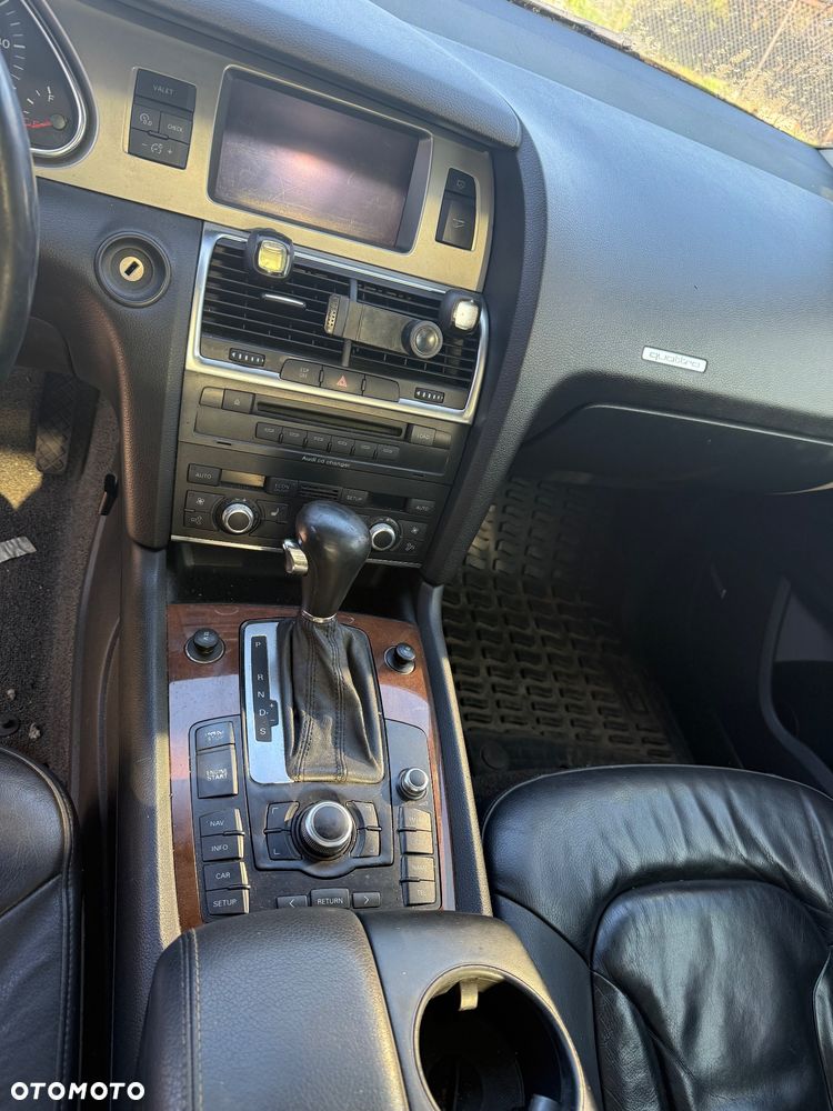 Audi Q7 - 6