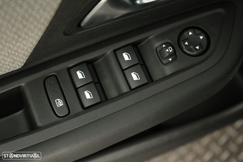 Citroën C4 1.2 PureTech Plus EAT8 - 18