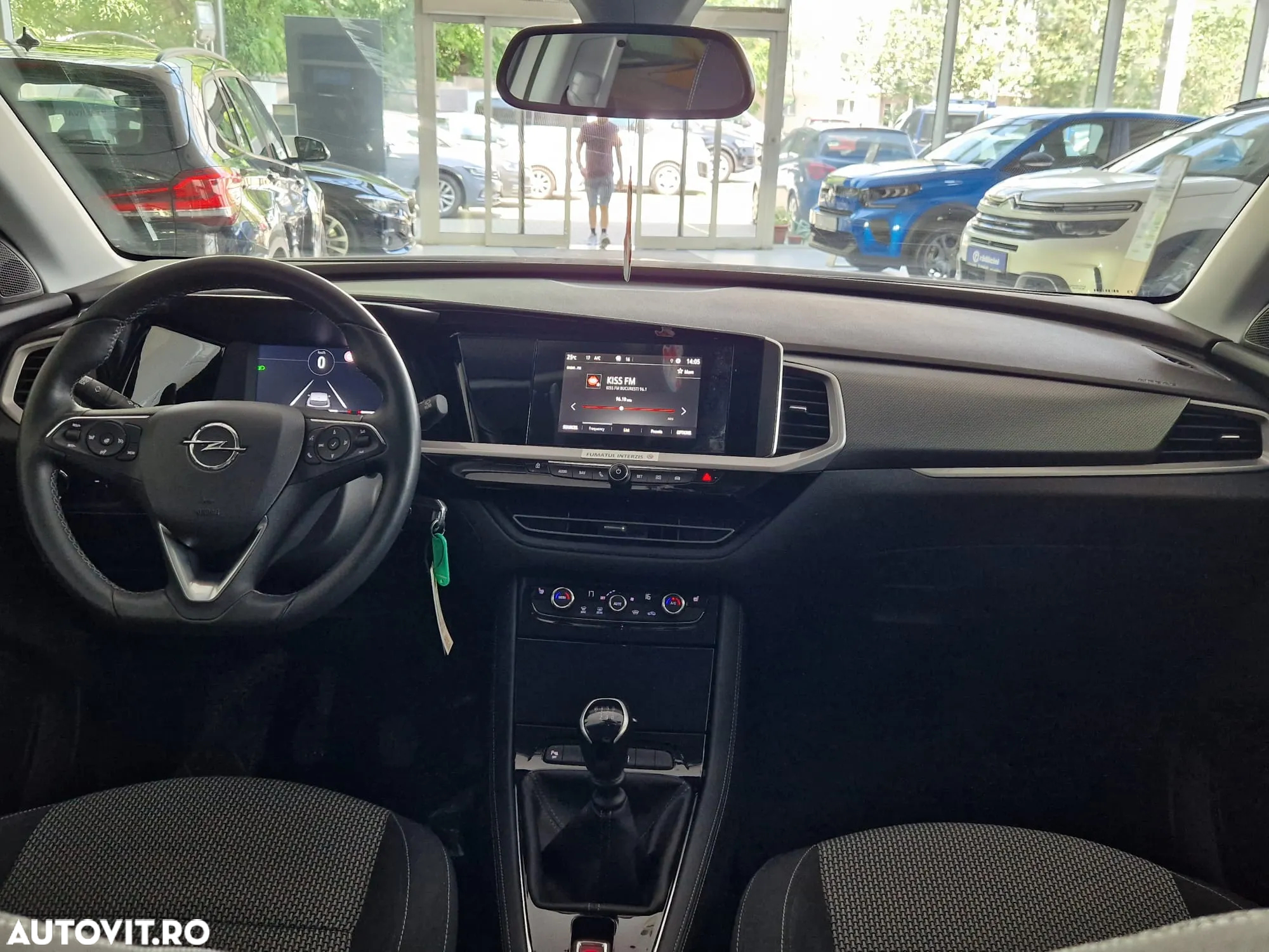 Opel Grandland X 1.2 Turbo START/STOP Business Edition - 9