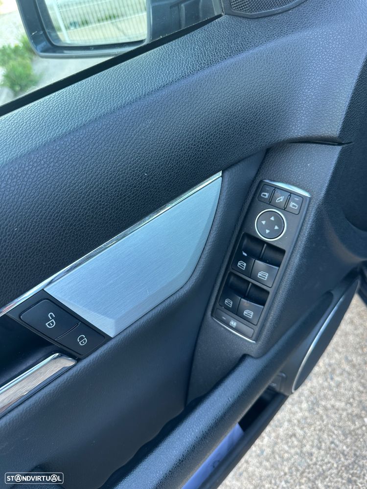 Mercedes-Benz C 220 CDI DPF Auto BlueEFFICIENCY Avantgarde - 10