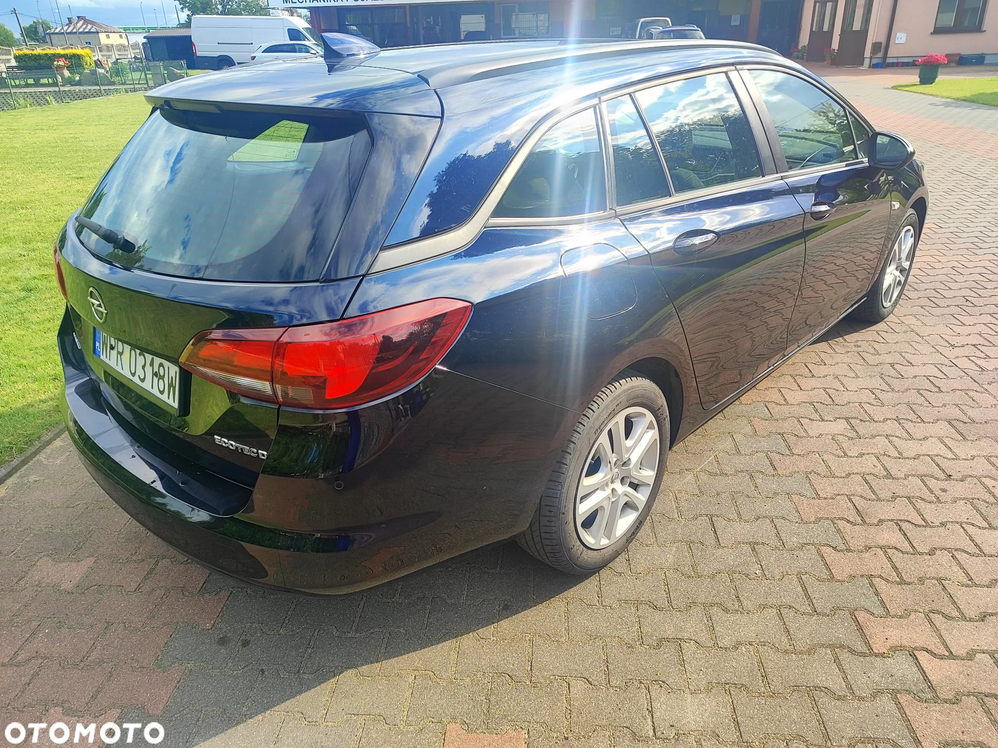 Opel Astra IV 1.6 CDTI Enjoy - 9