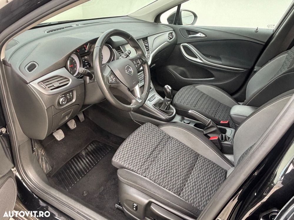 Opel Astra 1.2 Turbo Business Edition - 16