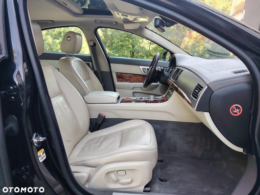 Jaguar XF 3.0 V6 D S Premium Luxury - 13