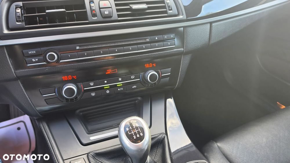 BMW Seria 5 520d Edition Fleet - 22