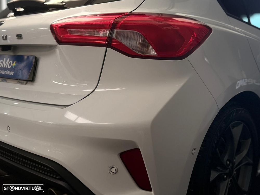 Ford Focus 1.0 EcoBoost ST-Line - 10
