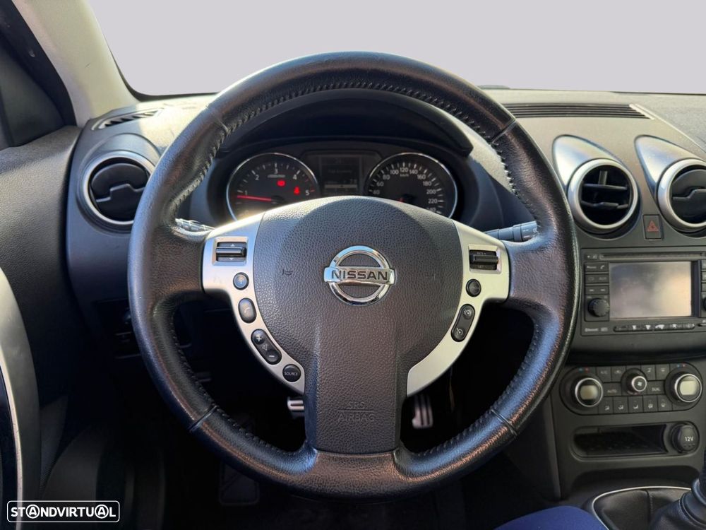 Nissan Qashqai - 12