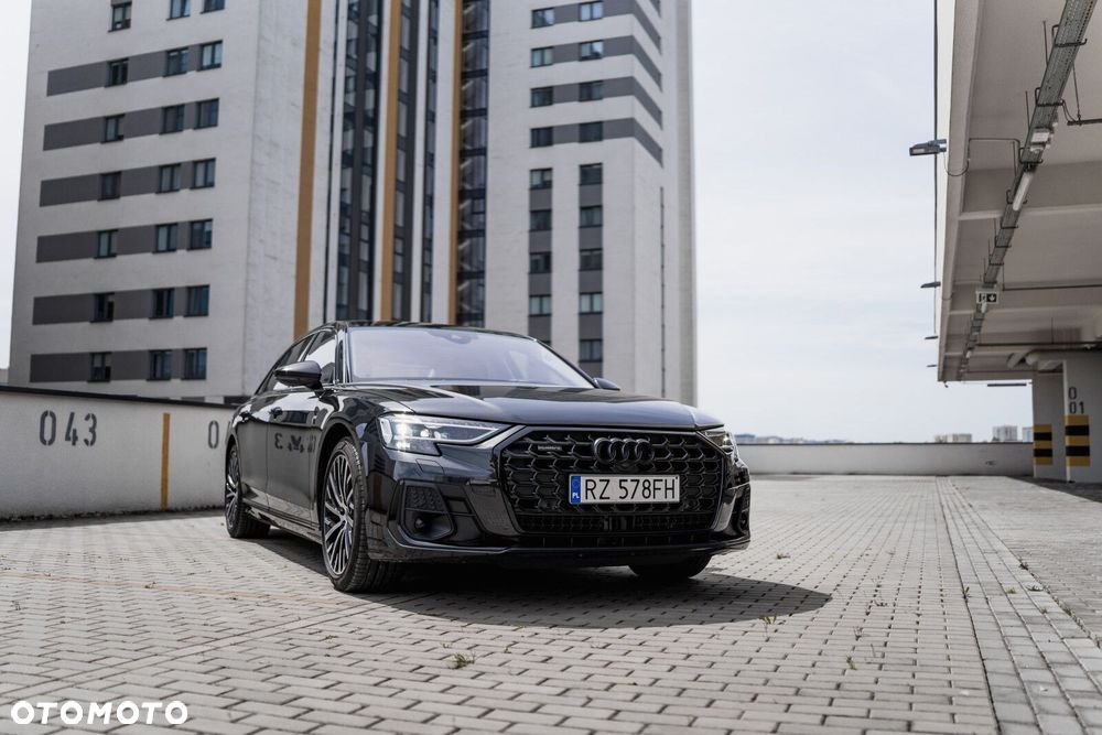 Audi A8 - 7