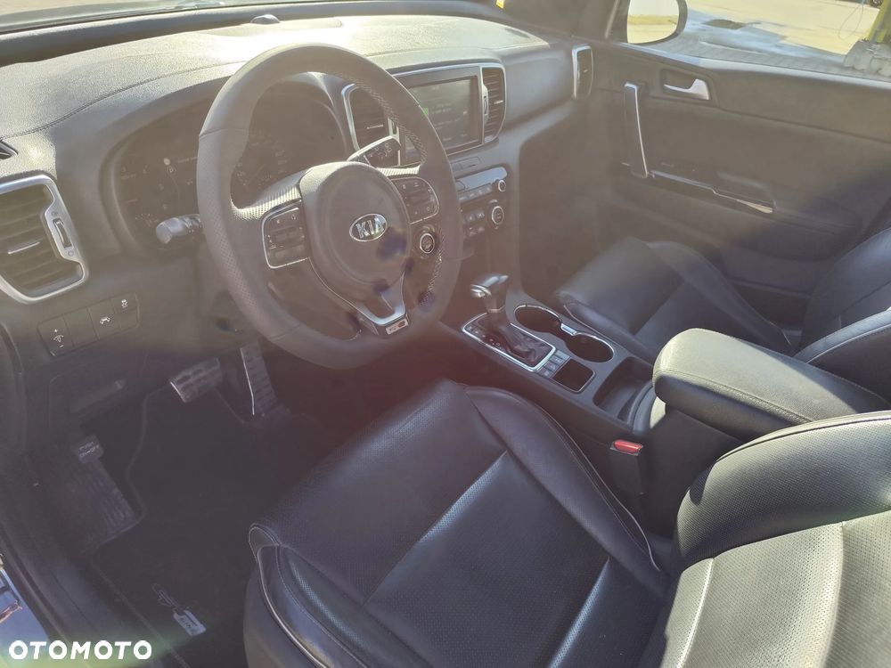 Kia Sportage 2,0 CRDI AWD GT Line - 17