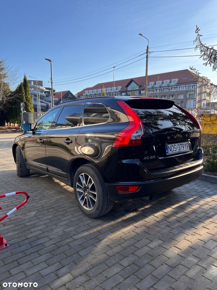 Volvo XC 60 D3 Momentum - 6