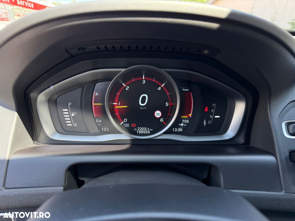 Volvo XC 60 D4 Geartronic Momentum - 13