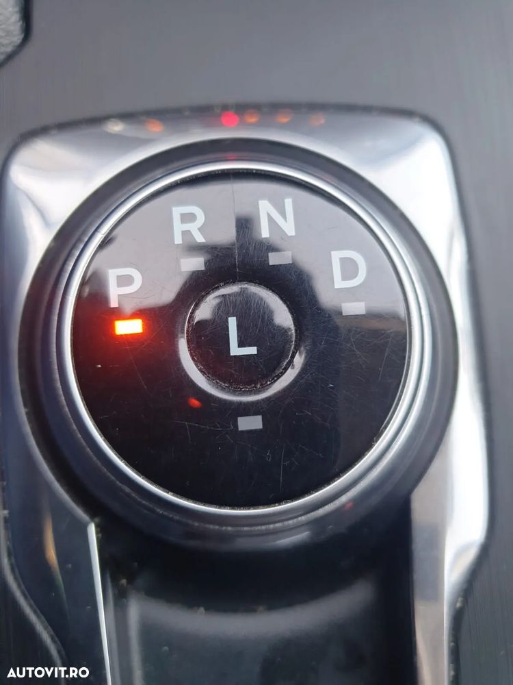 Ford Kuga 2.5 Duratec FHEV AWD Trend - 30