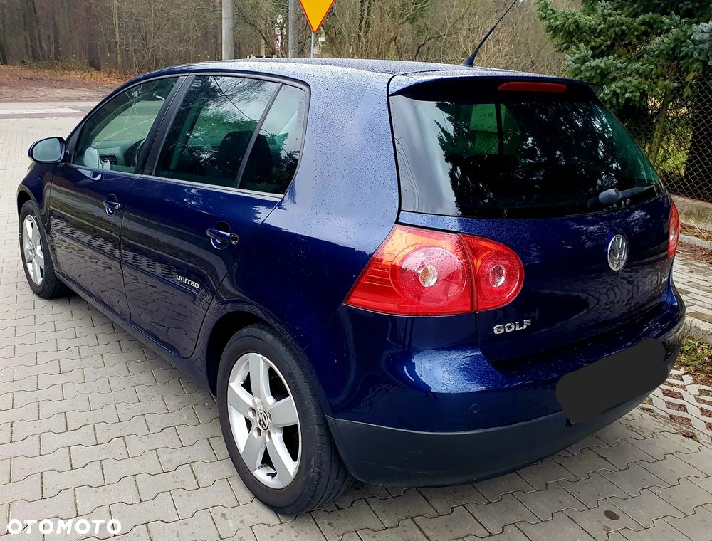 Volkswagen Golf - 4