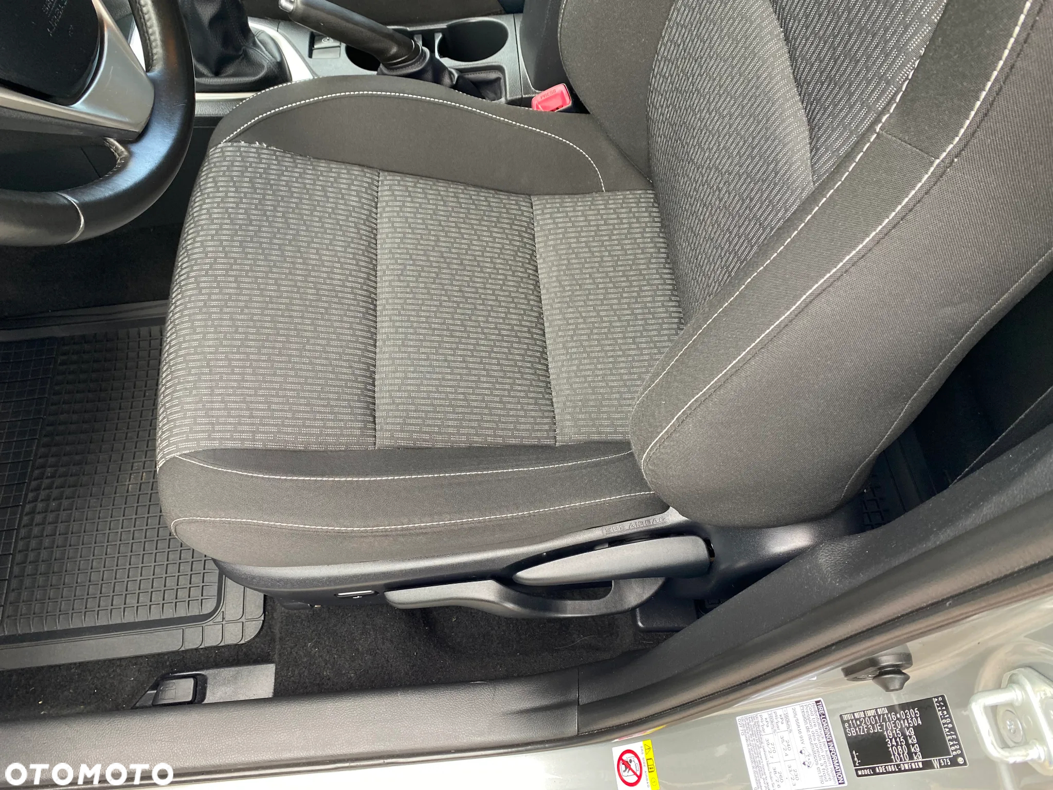 Toyota Auris - 18
