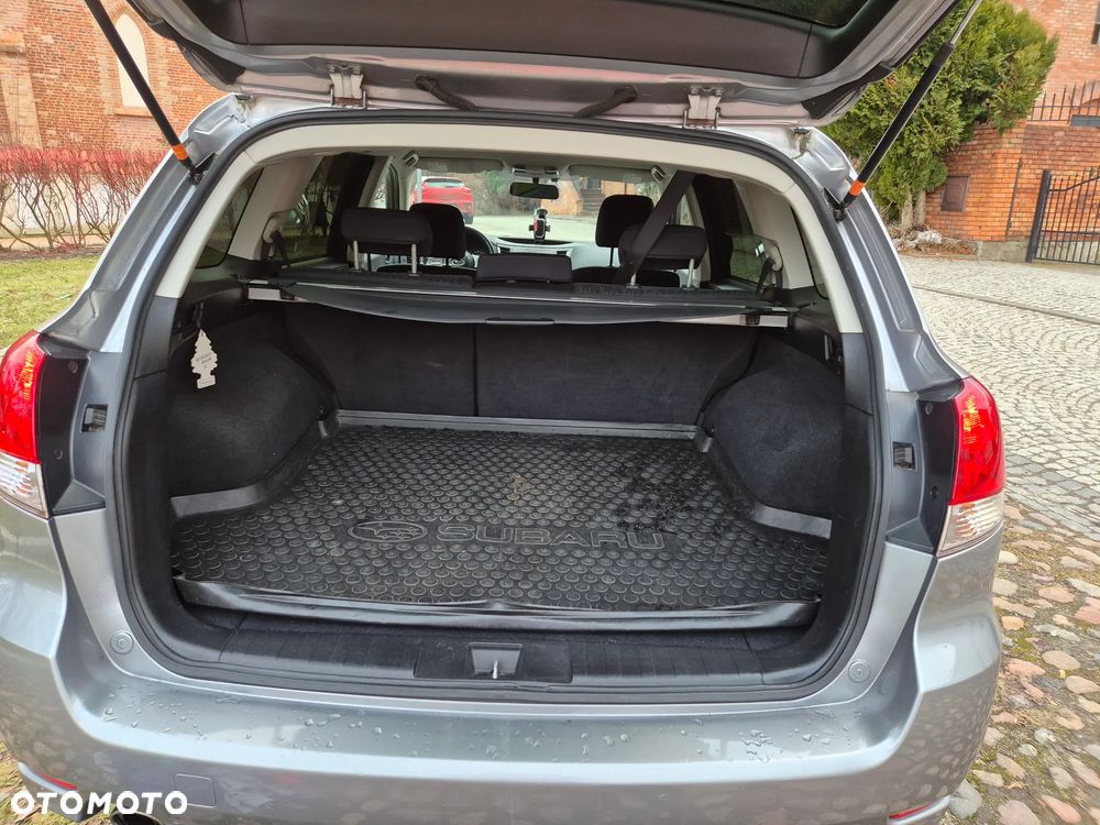 Subaru Legacy 2.0R Comfort - 7