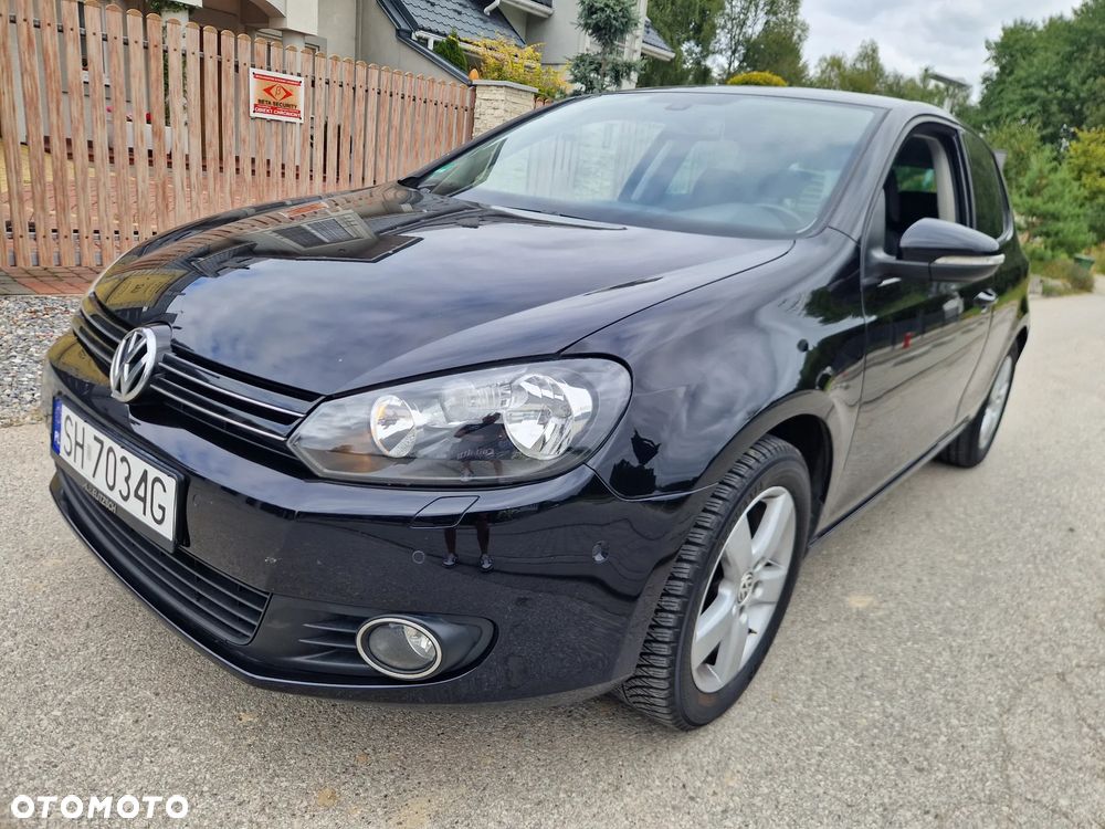 Volkswagen Golf VI 1.6 TDI BlueMot Trendline DSG - 4
