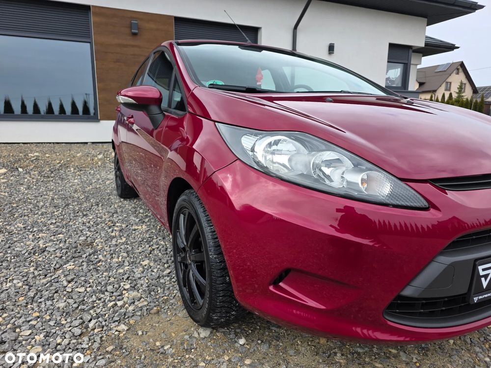 Ford Fiesta 1.25 Trend - 13