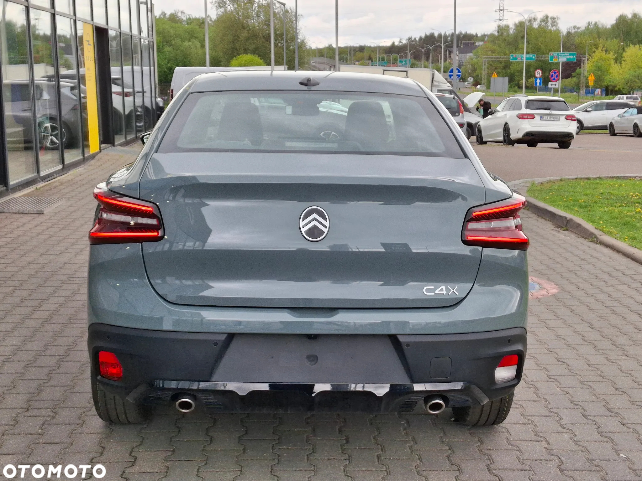 Citroën C4X 1.2 mHEV Plus eDCT6 - 6