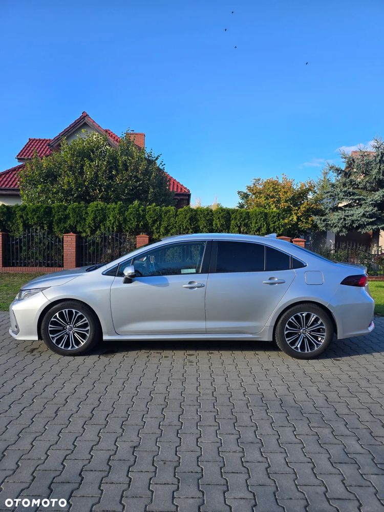 Toyota Corolla 1.8 Hybrid Active - 8