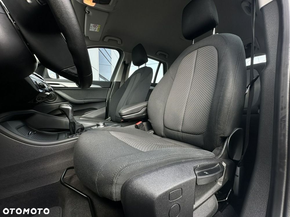 BMW X1 xDrive25e Advantage - 16