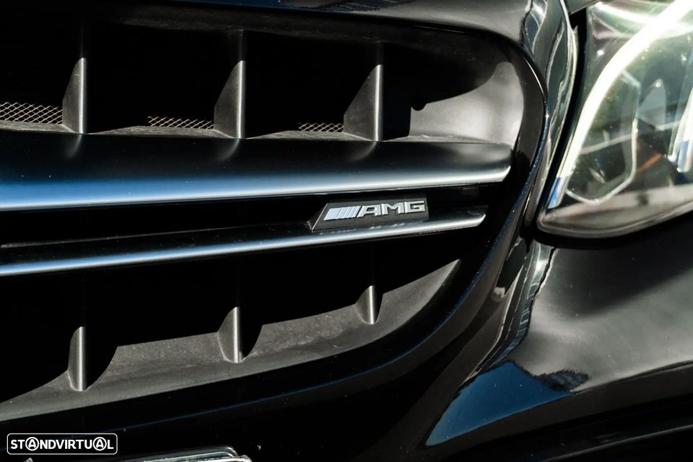 Mercedes-Benz E 220 d Avantgarde - 35