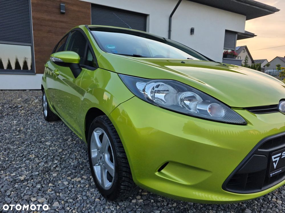 Ford Fiesta 1.25 Trend - 12