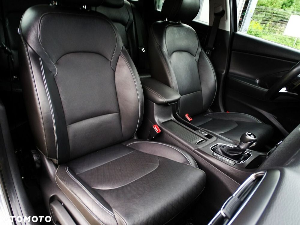Hyundai i30 1.6 CRDI Premium DCT - 22