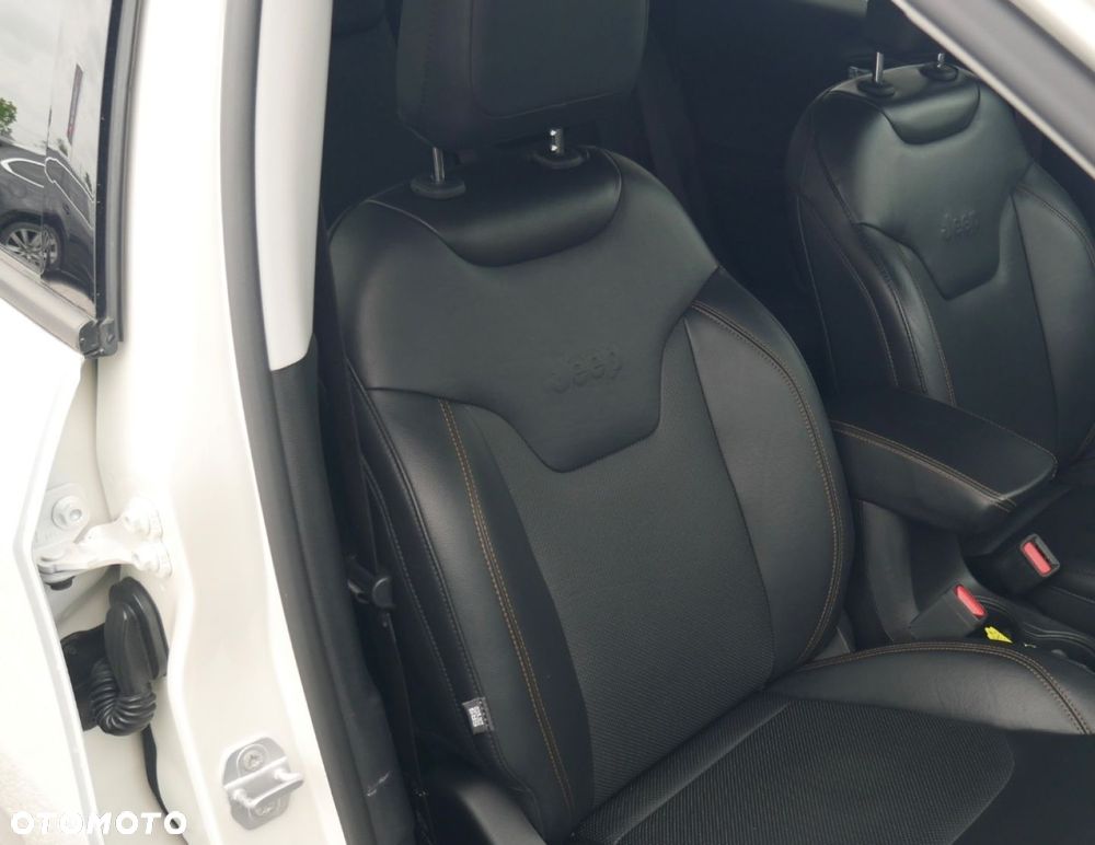 Jeep Compass - 21