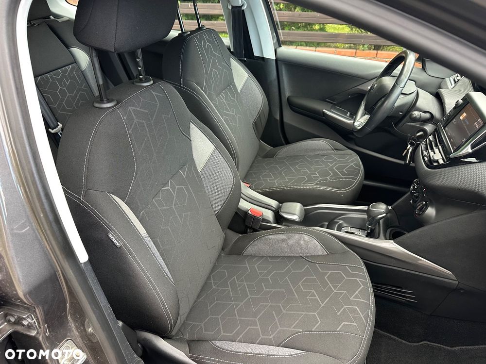 Peugeot 2008 - 13