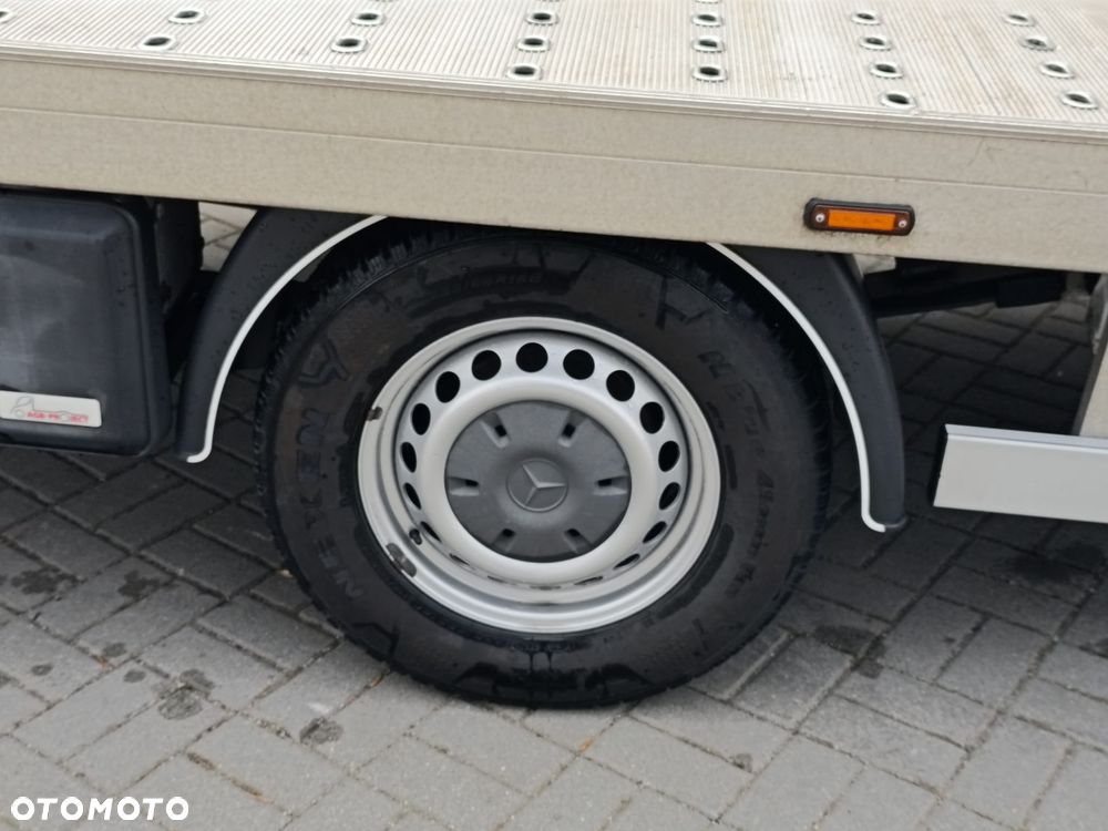 Mercedes-Benz SPRINTER - 19