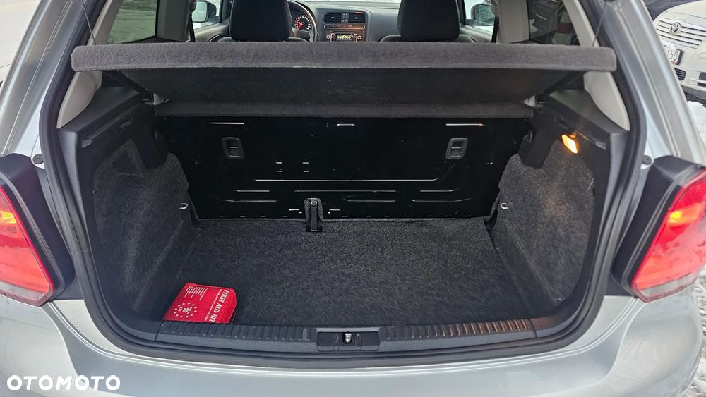 Volkswagen Polo 1.2 Comfortline - 16