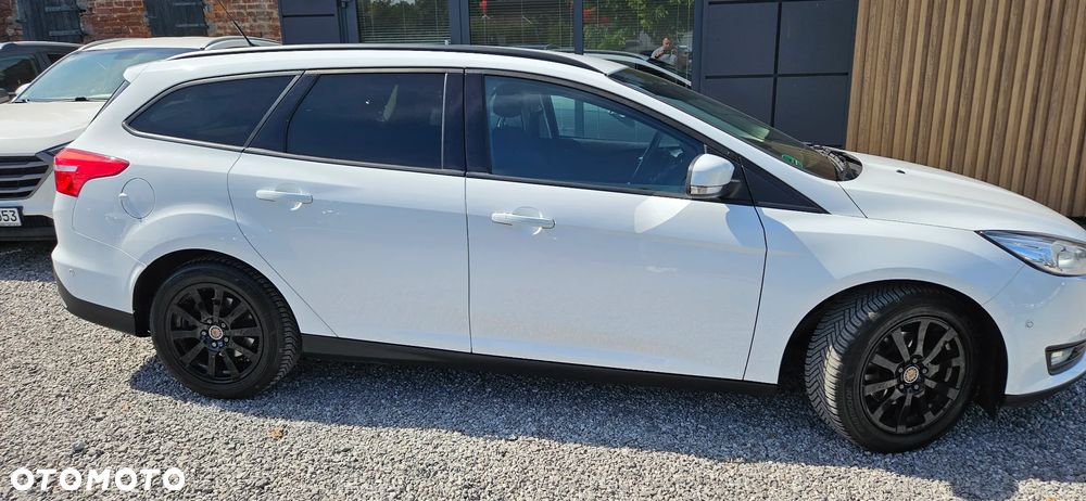 Ford Focus 1.5 TDCi DPF Start-Stopp-System Business - 18