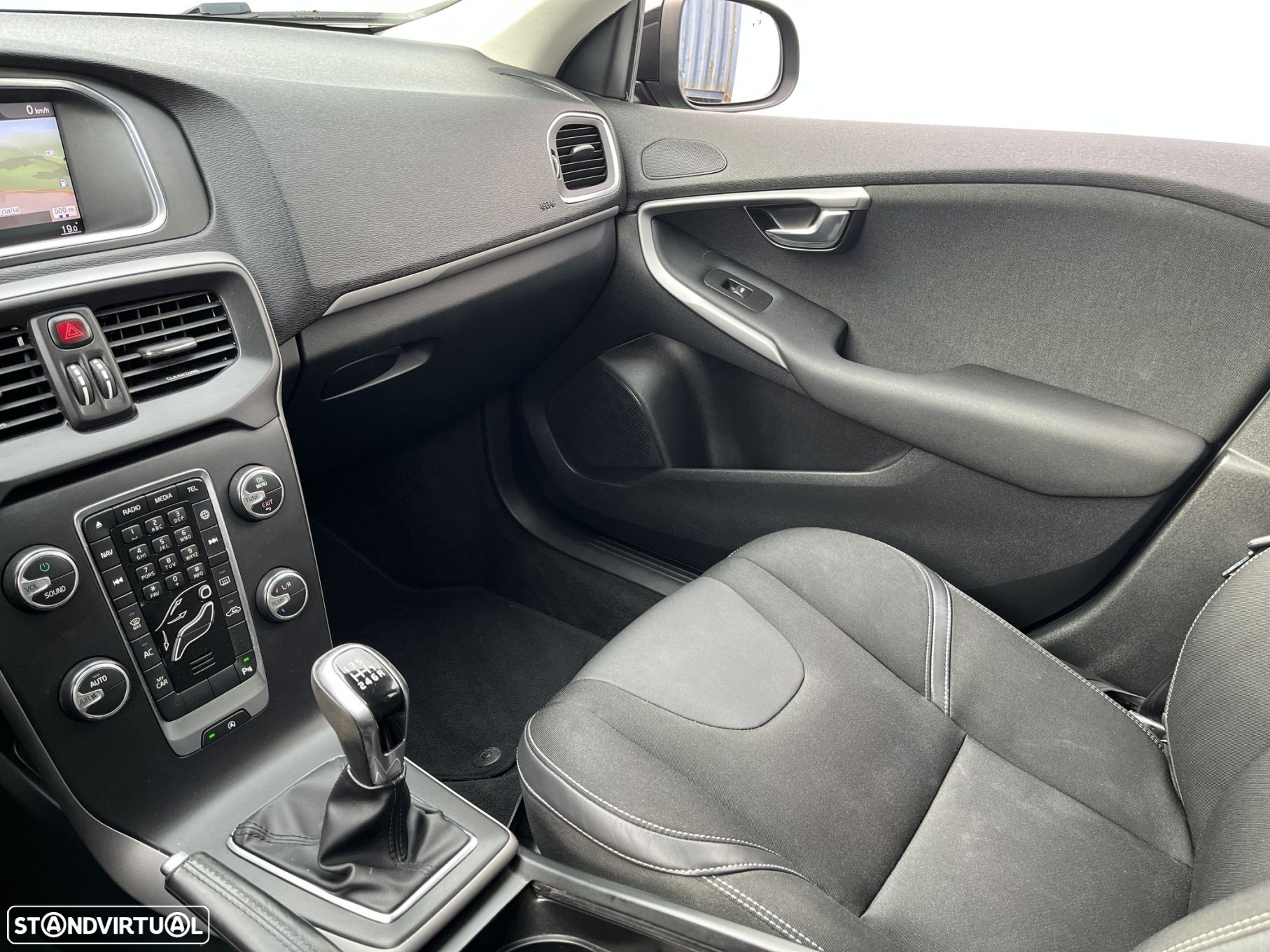 Volvo V40 2.0 D2 Kinetic - 14