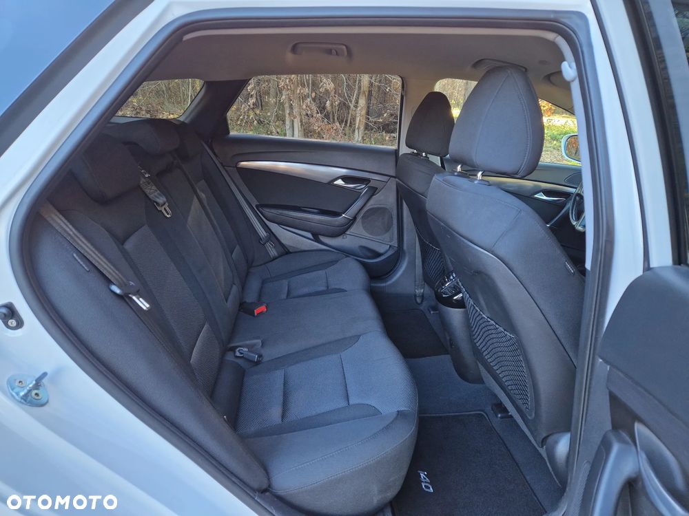 Hyundai i40 - 10