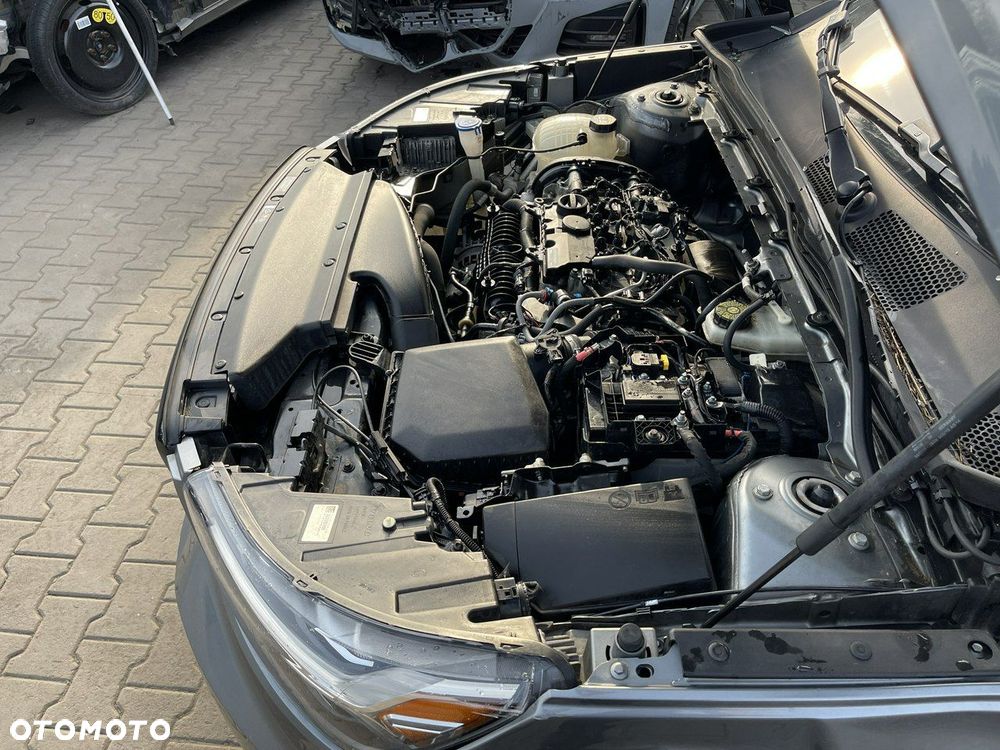 Volvo XC 40 T5 AWD Geartronic R-Design - 21