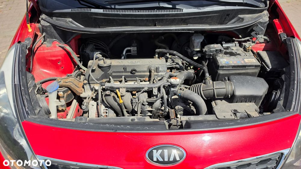 Kia Rio 1.2 Dream Team Edition - 40